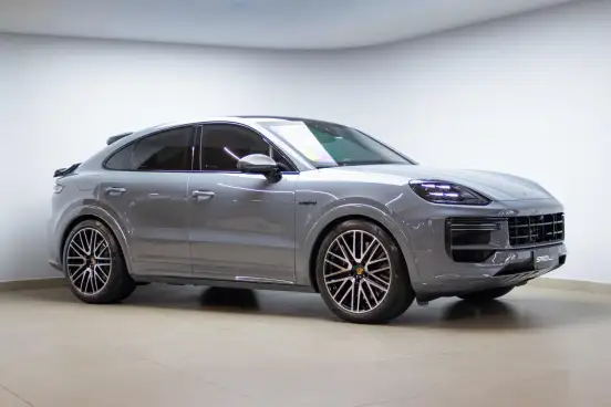 PORSCHE-CAYENNE-2024