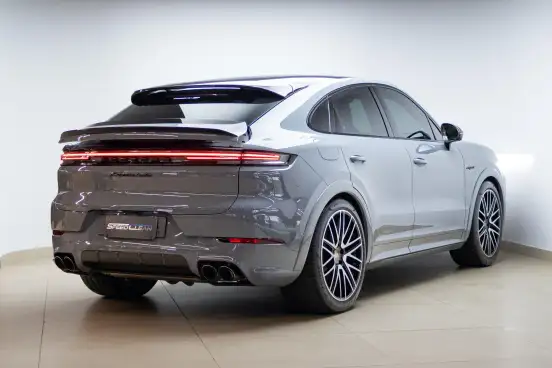 PORSCHE-CAYENNE-2024
