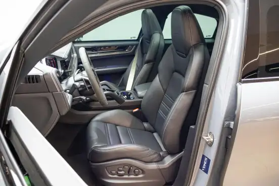 PORSCHE-CAYENNE-2024
