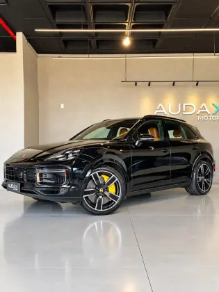 Porsche Cayenne 4.0 V8 E-Hybrid Turbo S AWD Tiptronic S