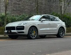 PORSCHE CAYENNE 4.0 V8 E-HYBRID TURBO S COUPÉ AWD TIPTRONIC S PORSCHE CAYENNE 4.0 V8 E-HYBRID TURBO S COUPÉ AWD TIPTRONIC S