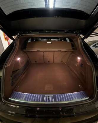 PORSCHE-CAYENNE-2023