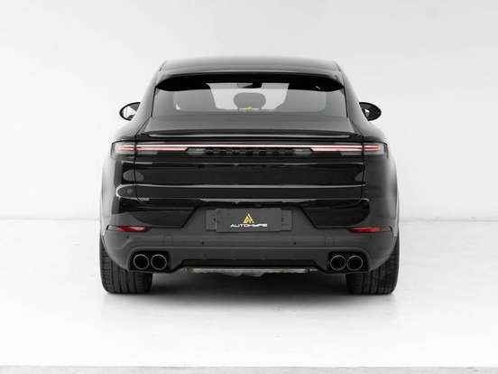 PORSCHE-CAYENNE-2024