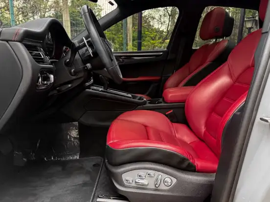 PORSCHE-MACAN-2023