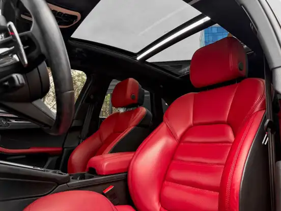 PORSCHE-MACAN-2023