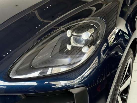 PORSCHE-MACAN-2.0 16V GASOLINA 4P AUTOMÁTICO PORSCHE-MACAN-2021