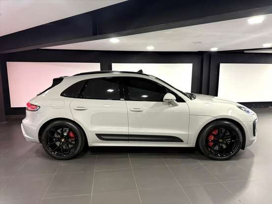 PORSCHE-MACAN-2024