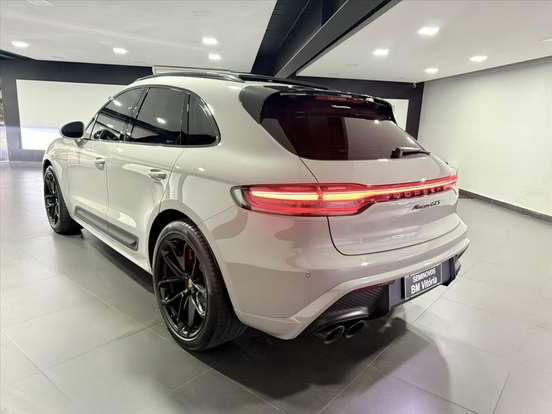 PORSCHE-MACAN-2024