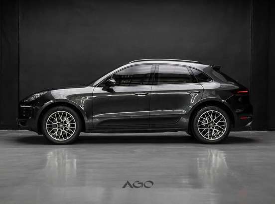 PORSCHE-MACAN-2018