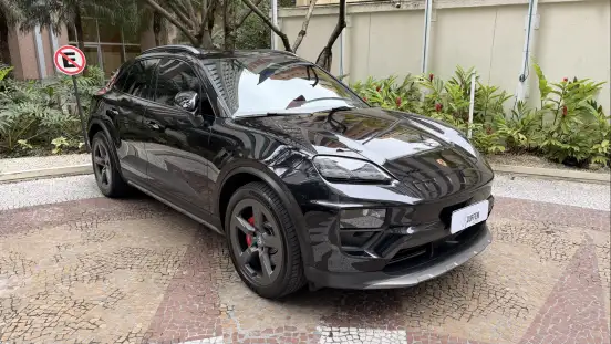 PORSCHE-MACAN-2024