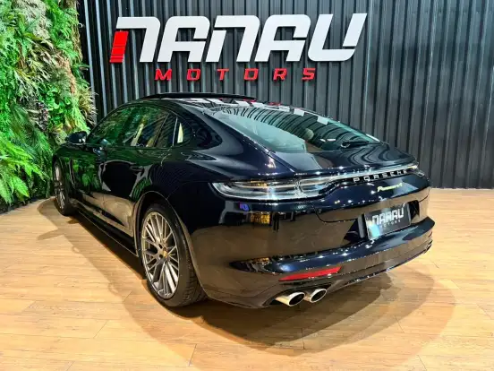 PORSCHE-PANAMERA-2023