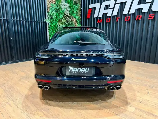 PORSCHE-PANAMERA-2023
