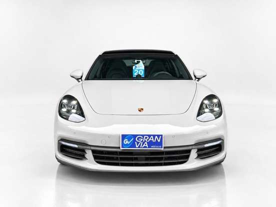 PORSCHE-PANAMERA-2020