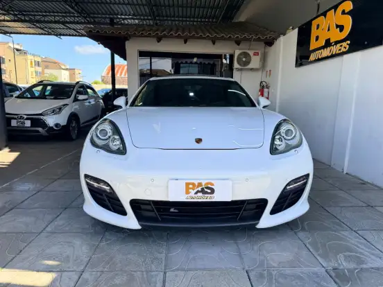 PORSCHE-PANAMERA-2011