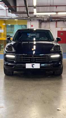 PORSCHE-CAYENNE-2023