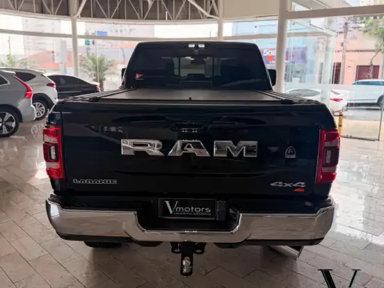 RAM-2500-6.7 I6 TURBO DIESEL LARAMIE CD 4X4 AUTOMÁTICO RAM-2500-2023