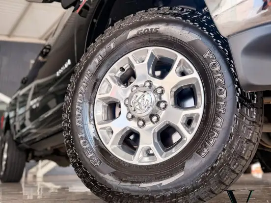 RAM-2500-6.7 I6 TURBO DIESEL LARAMIE CD 4X4 AUTOMÁTICO RAM-2500-2023
