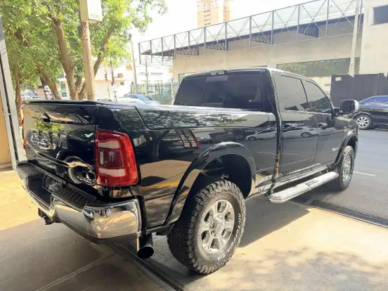 RAM-2500-6.7 I6 TURBO DIESEL LARAMIE CD 4X4 AUTOMÁTICO RAM-2500-2021
