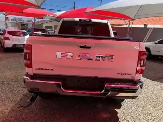 RAM-2500-6.7 I6 TURBO DIESEL LARAMIE CD 4X4 AUTOMÁTICO RAM-2500-2026