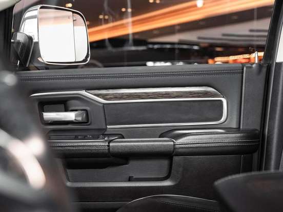 RAM-2500-6.7 I6 TURBO DIESEL LARAMIE CD 4X4 AUTOMÁTICO RAM-2500-2019