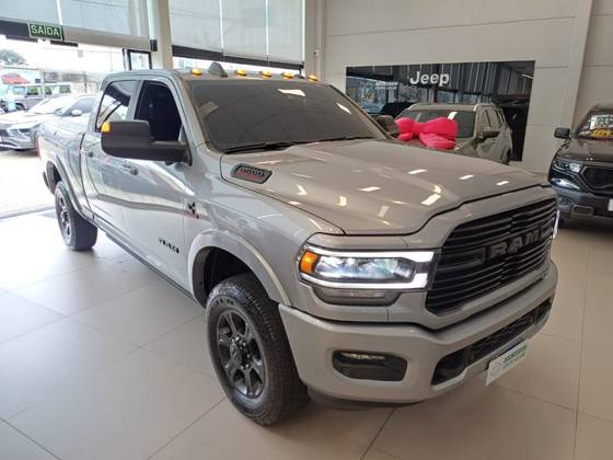 RAM 3500 6.7 I6 TURBO DIESEL LARAMIE NIGHT EDITION CD 4X4  AUTOMÁTICO