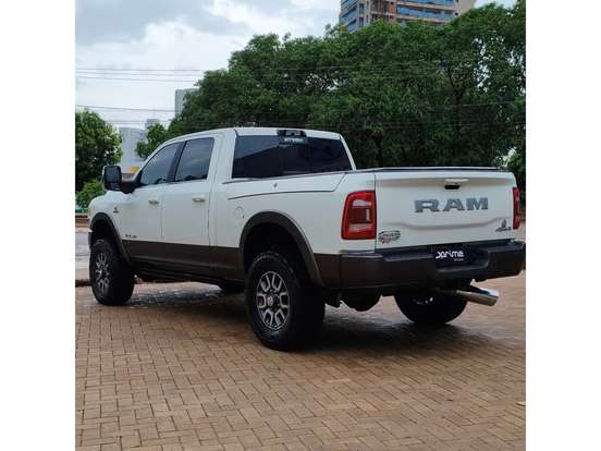 RAM-3500-6.7 I6 TURBO DIESEL LIMITED LONGHORN CD 4X4 AUTOMÁTICO RAM-3500-2023