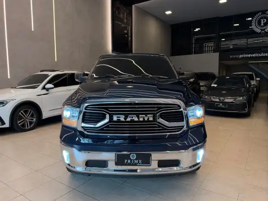 RAM-CLASSIC-5.7 V8 GASOLINA LARAMIE CD 4X4 AUTOMÁTICO RAM-CLASSIC-2023