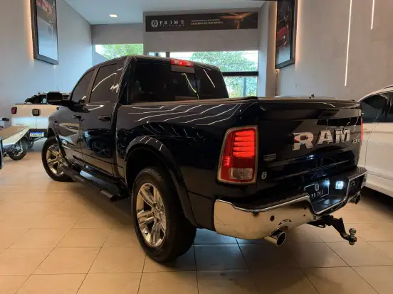 RAM-CLASSIC-5.7 V8 GASOLINA LARAMIE CD 4X4 AUTOMÁTICO RAM-CLASSIC-2023