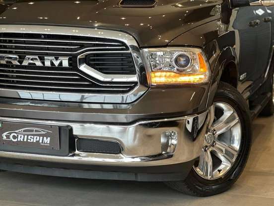 RAM-CLASSIC-5.7 V8 GASOLINA LARAMIE CD 4X4 AUTOMÁTICO RAM-CLASSIC-2022