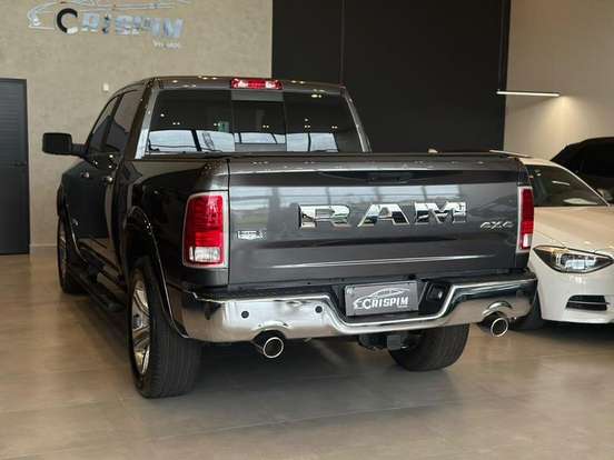 RAM-CLASSIC-5.7 V8 GASOLINA LARAMIE CD 4X4 AUTOMÁTICO RAM-CLASSIC-2022