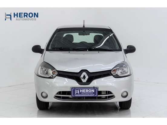 RENAULT-CLIO-2013
