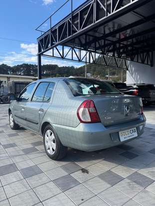 RENAULT-CLIO-2008