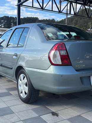 RENAULT-CLIO-2008