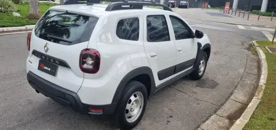 RENAULT-DUSTER-2020