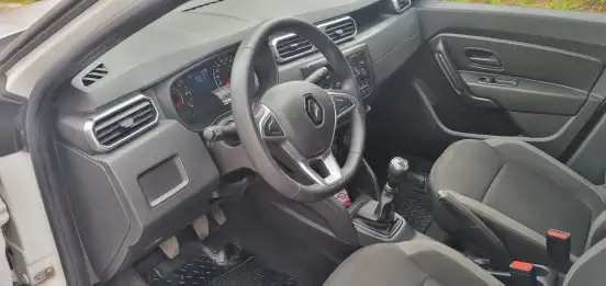 RENAULT-DUSTER-2020