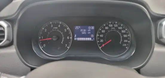 RENAULT-DUSTER-2020