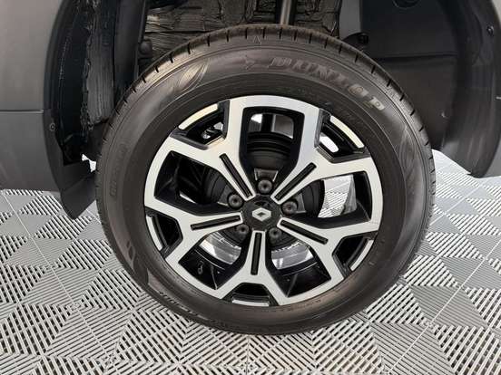RENAULT-DUSTER-2023