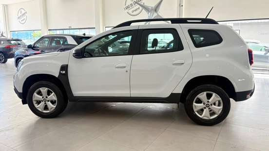 RENAULT-DUSTER-2025