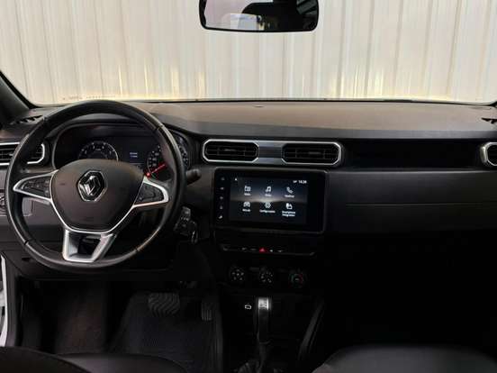 RENAULT-DUSTER-2023