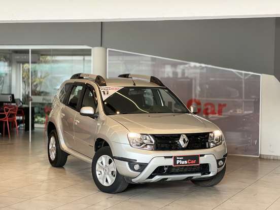 RENAULT-DUSTER-2016