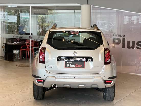 RENAULT-DUSTER-2016