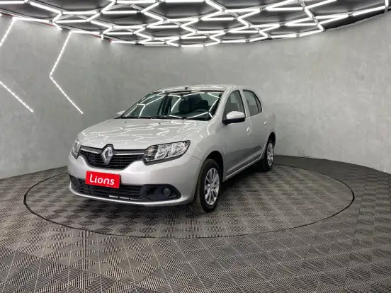 RENAULT-LOGAN-2019