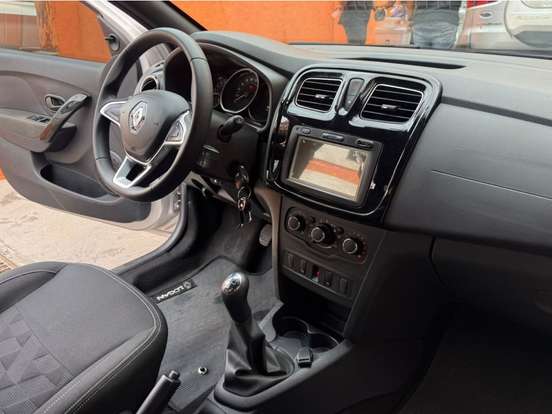 RENAULT-LOGAN-1.0 12V SCE FLEX ZEN MANUAL RENAULT-LOGAN-2024