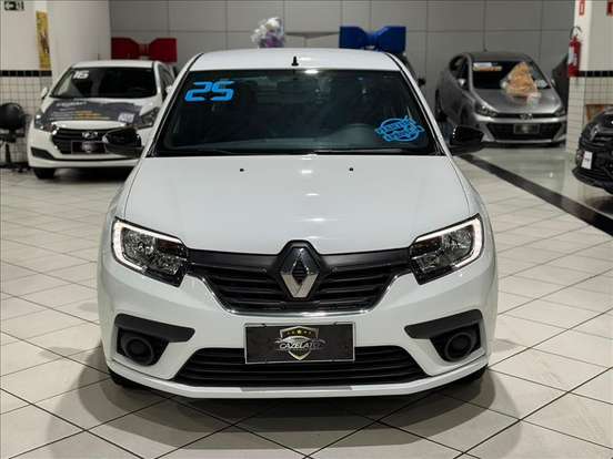 RENAULT-LOGAN-2024