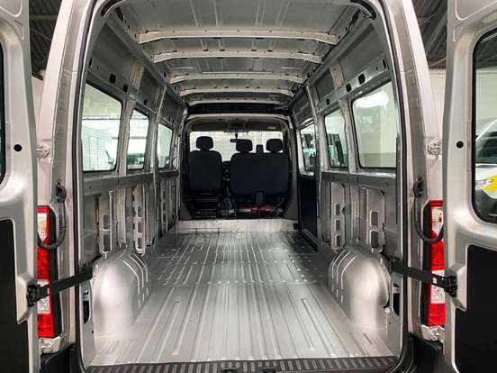 RENAULT-MASTER-2026