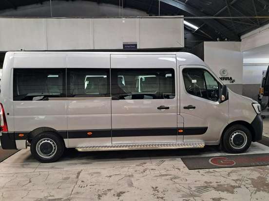 RENAULT-MASTER-2.3 DCI DIESEL MINIBUS EXECUTIVE 16L L3H2 3P MANUAL RENAULT-MASTER-2026