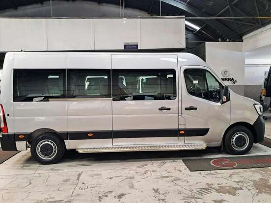 RENAULT-MASTER-2.3 DCI DIESEL MINIBUS EXECUTIVE 16L L3H2 3P MANUAL RENAULT-MASTER-2026
