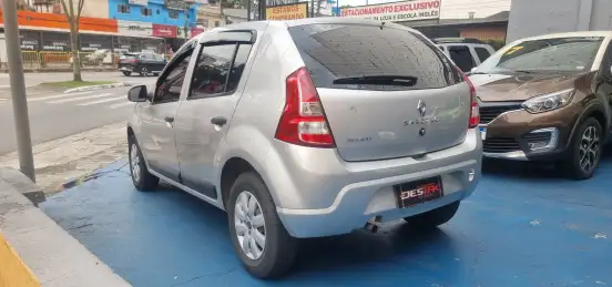 RENAULT-SANDERO-1.0 EXPRESSION 16V FLEX 4P MANUAL RENAULT-SANDERO-2012