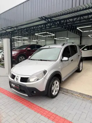 RENAULT SANDERO 1.6 STEPWAY 16V FLEX 4P MANUAL