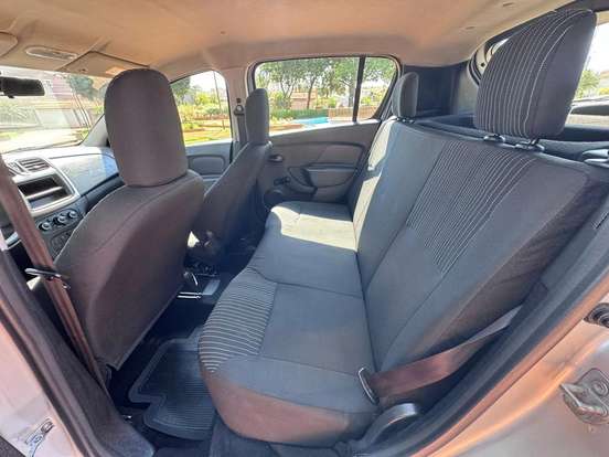 RENAULT-SANDERO-1.0 AUTHENTIQUE 16V FLEX 4P MANUAL RENAULT-SANDERO-2017